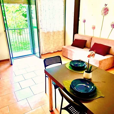 Apartament Tt House Fiera Milano Station