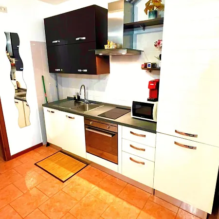 Tt House Fiera Milano Station Apartament *